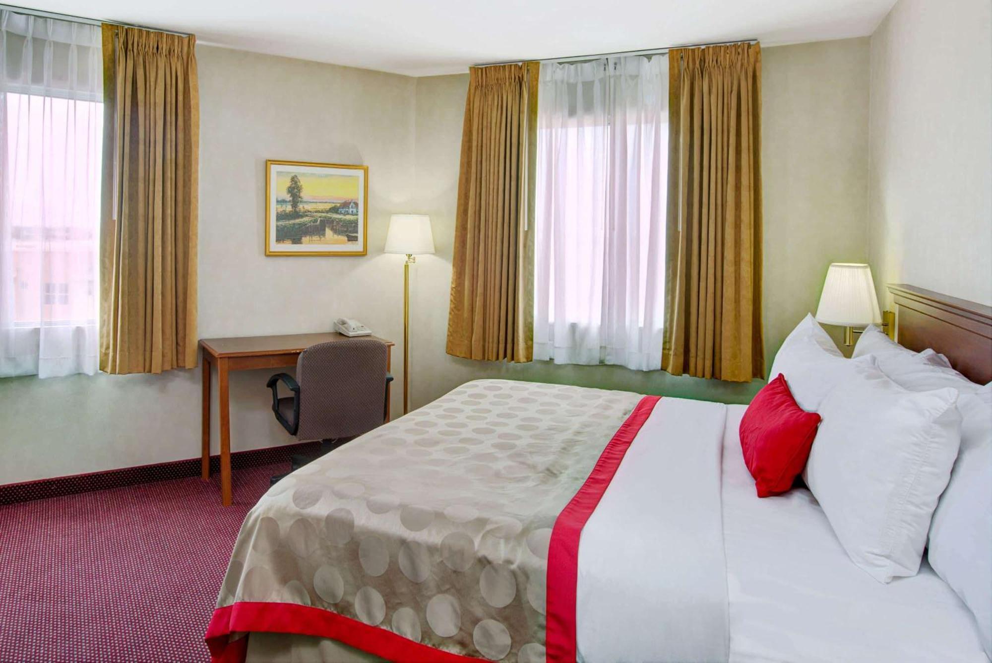 Ramada By Wyndham Hawthorne/Lax Ξενοδοχείο Εξωτερικό φωτογραφία